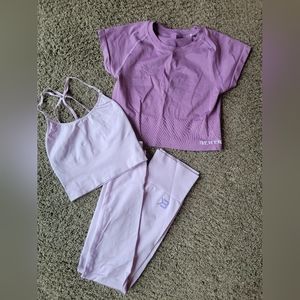 Better Bodies Rockaway seamless leggings, Astoria longline bra and crop tee